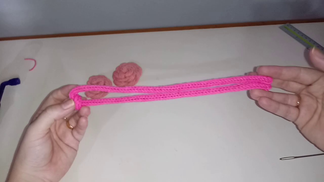 Rosa em tricotin - muito fácil!