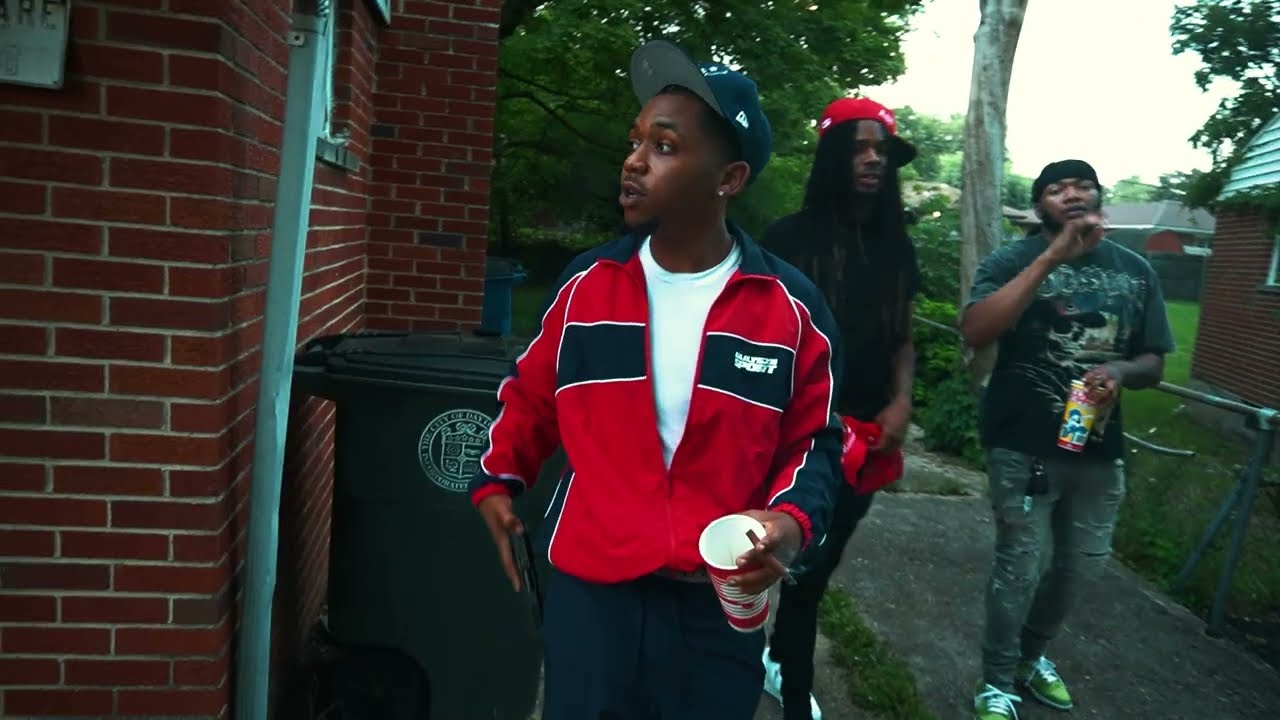 Mula Monty x Yung Avo - Switch Da Mood. (Official Video)