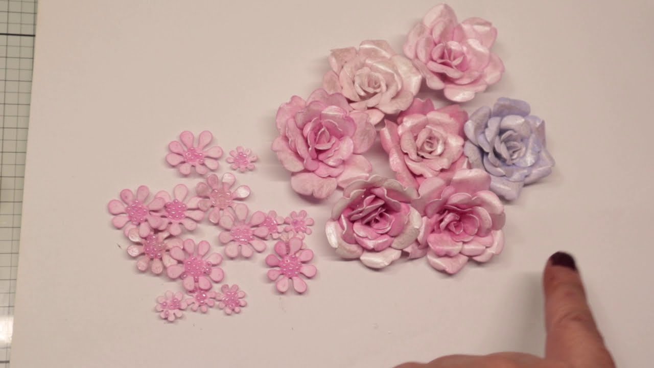 tuto de roses avec un dies six pétales et papier action