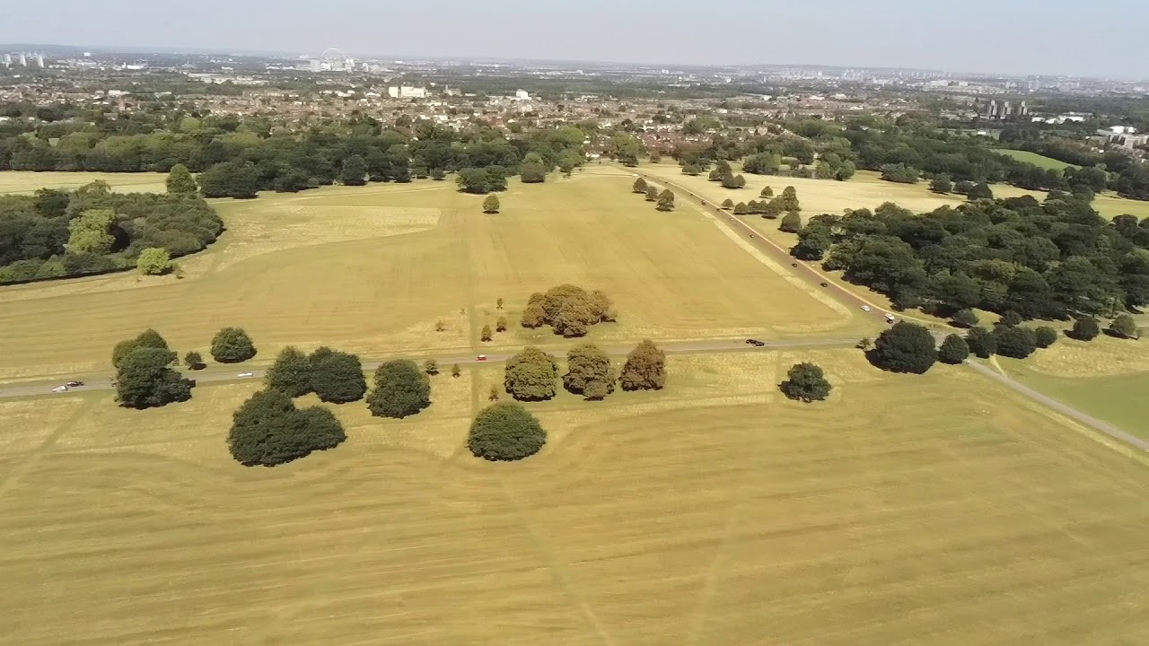PARROTS  FREEFLIGHT 6 uk  range test, Two Anafi's