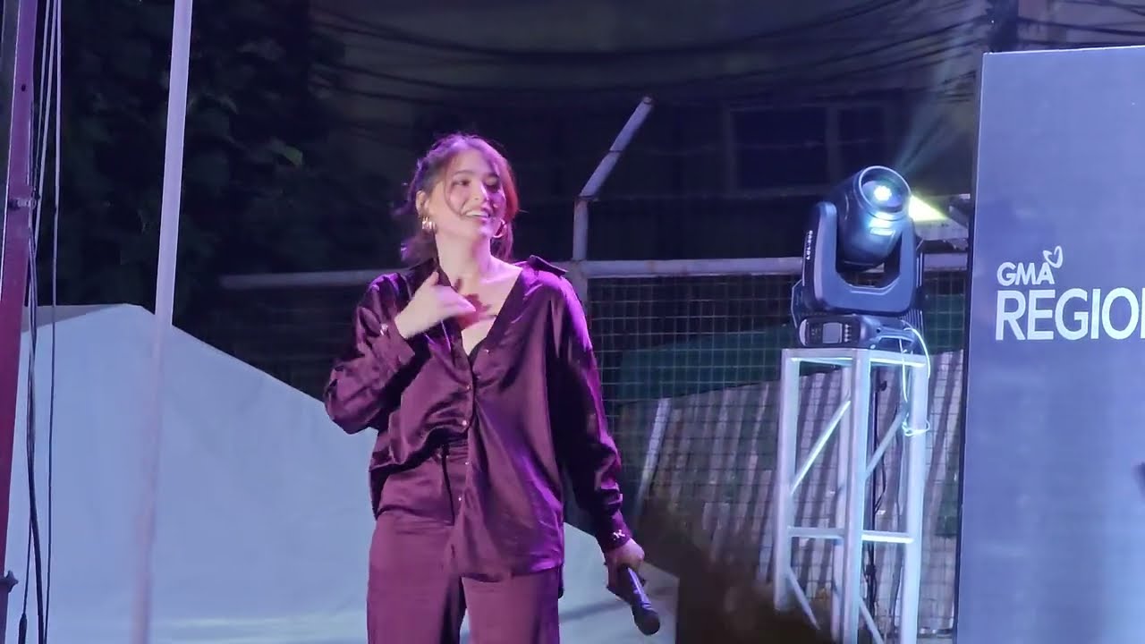 Mall Show: Mga Lihim ni Urduja GMA Kapuso Mall Show - Kylie Padilla 01