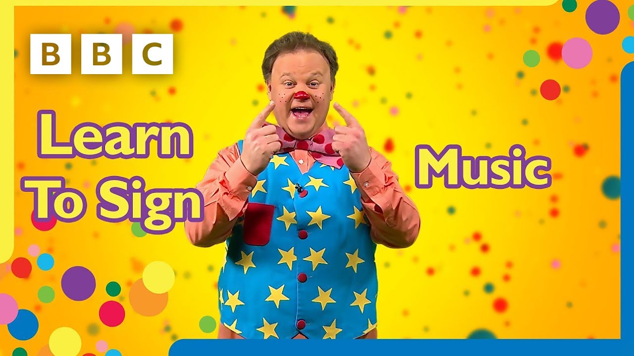 Learn to sign Music | Mr Tumble 🎶🎺🎸🎵 | Mr Tumble and Friends