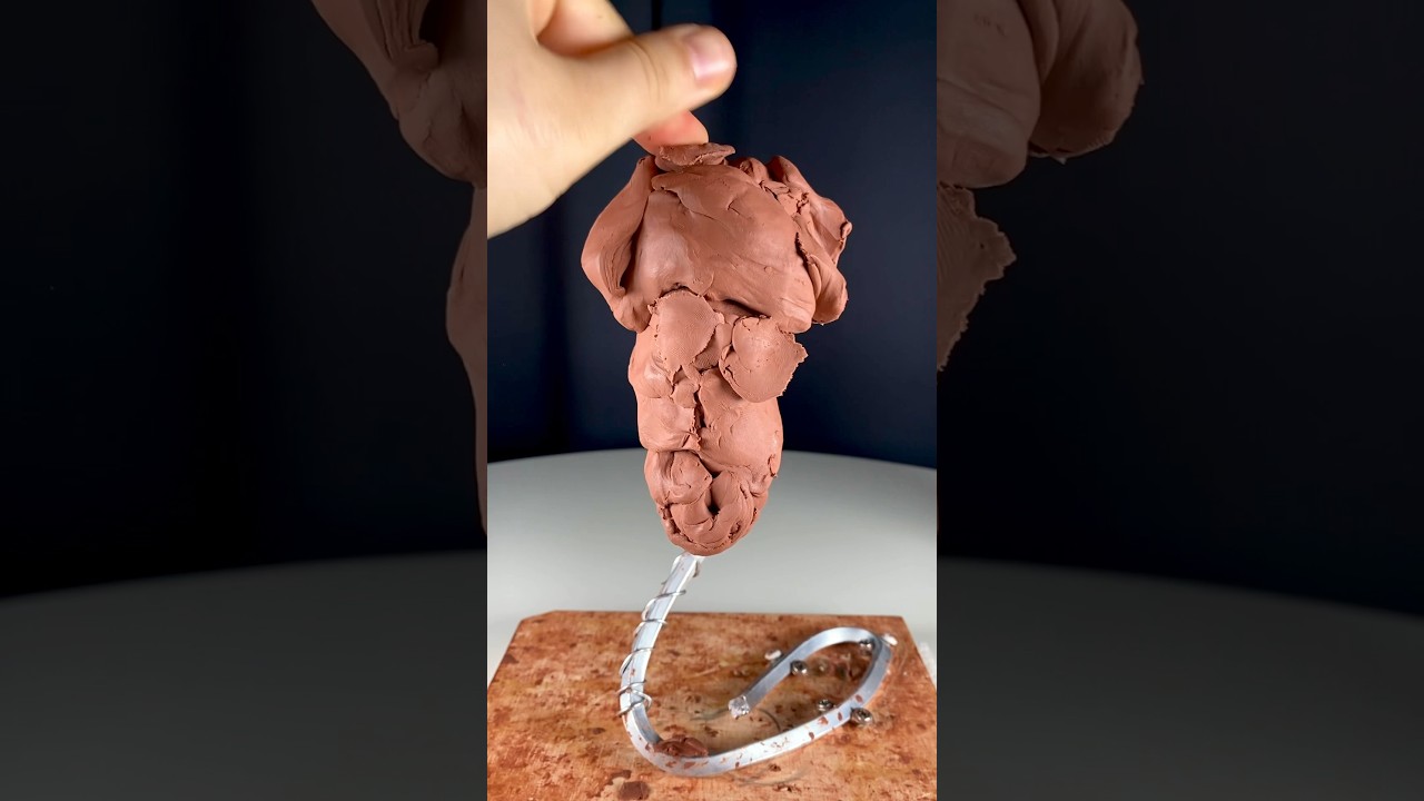 Sculpting character  #clay #clayart #sculpturing #claycrafts #figuresculpting #art #claysculpture
