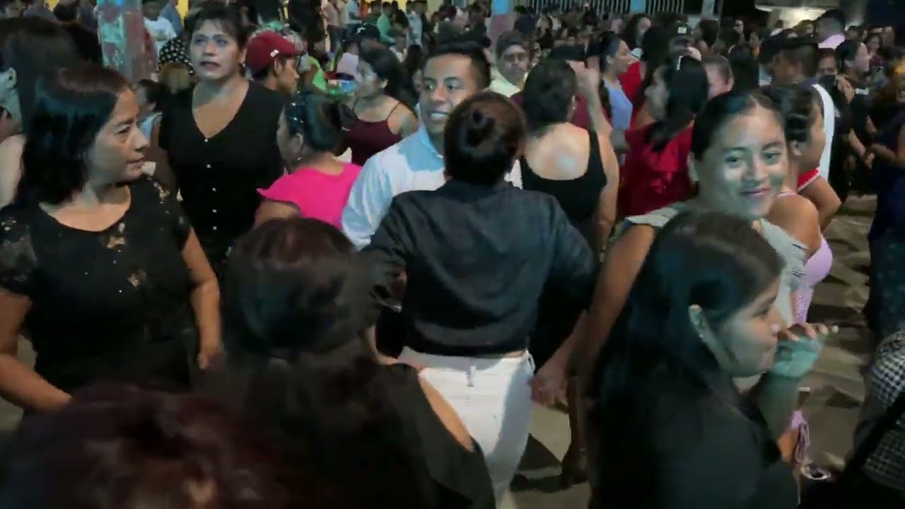 Popurr&iacute; Cucuni&ntilde;o &middot; Los Del Sabor en Vivo en Cochoapa Guerrero