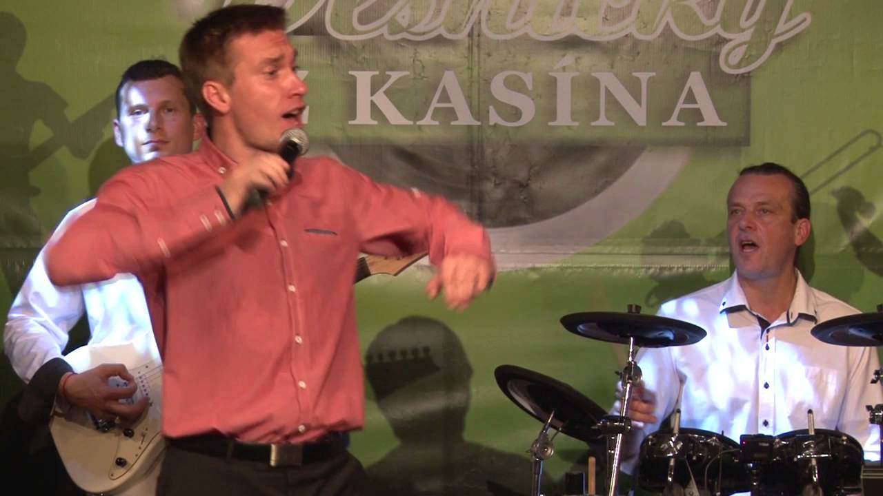 AT Band: V z&aacute;hradke za potokom