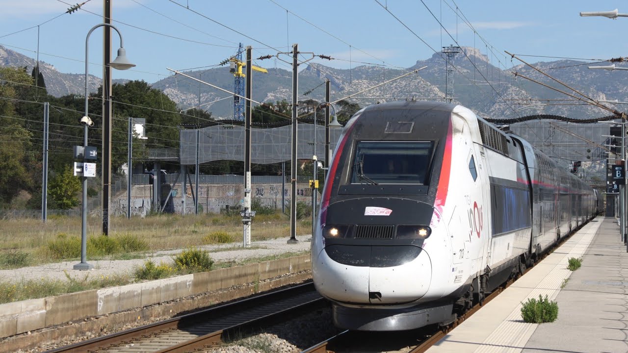 Züge in Aubagne