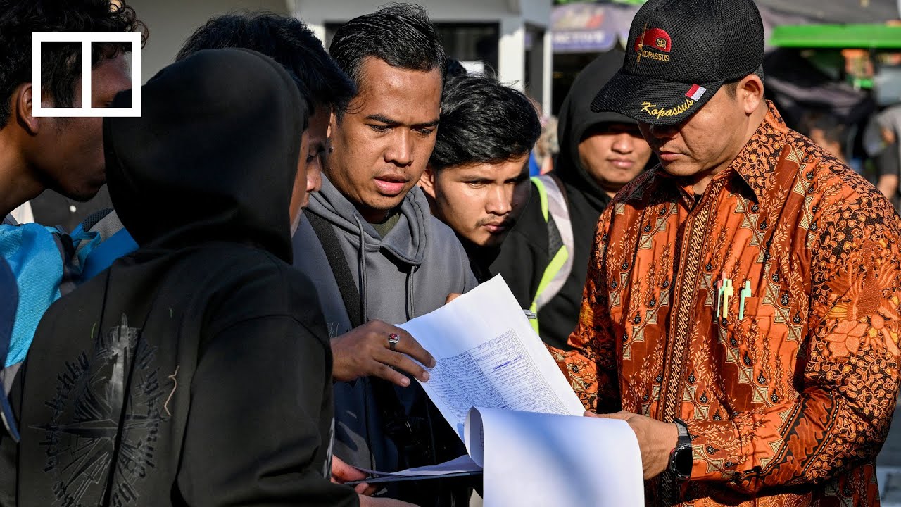 Hundreds of Indonesians leave Cambodian scam centres
