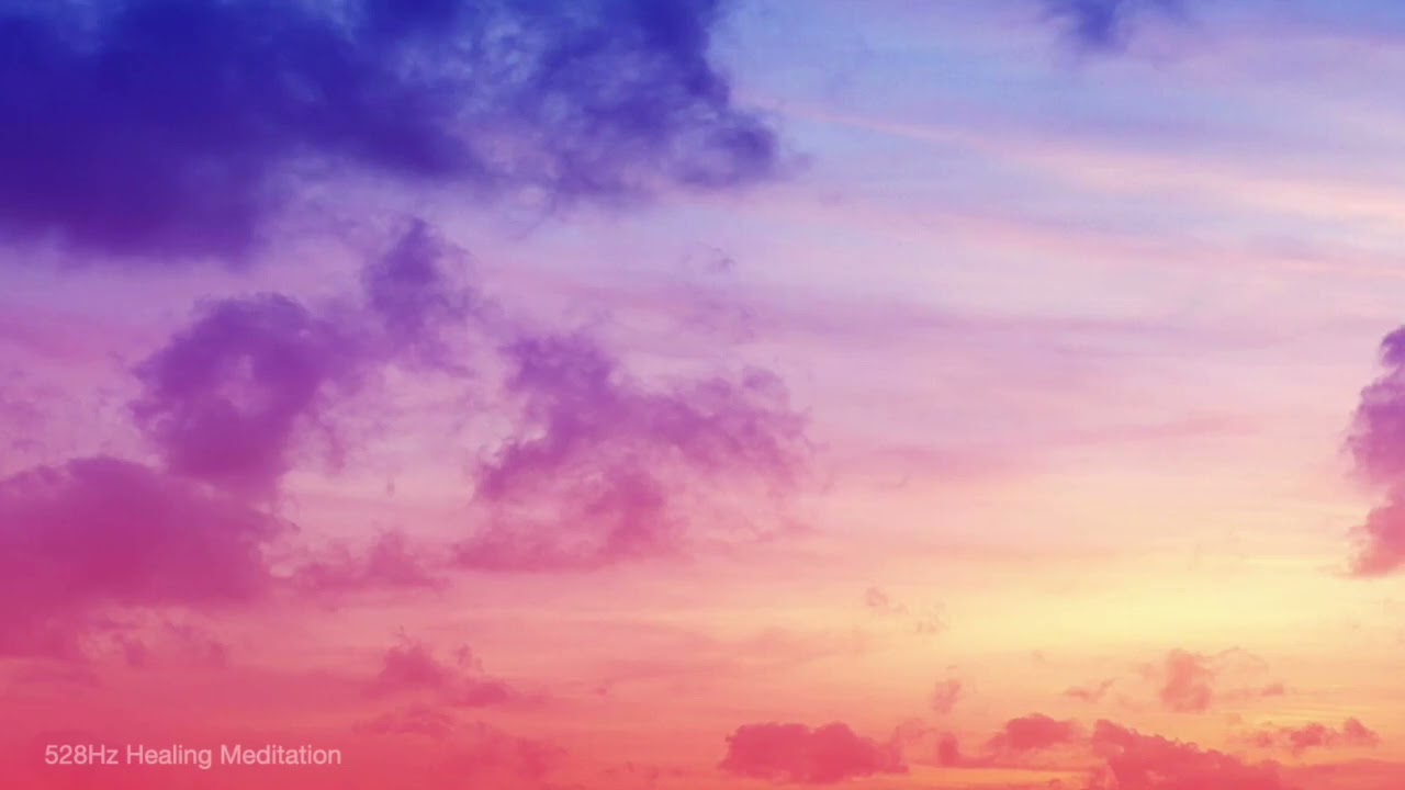 Calm Ambient Piano – Fading Pastel Sky