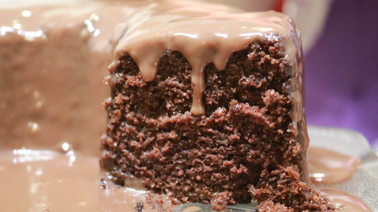 O bolo de chocolate mais SIMPLES e mais FOFINHO que eu já vi!