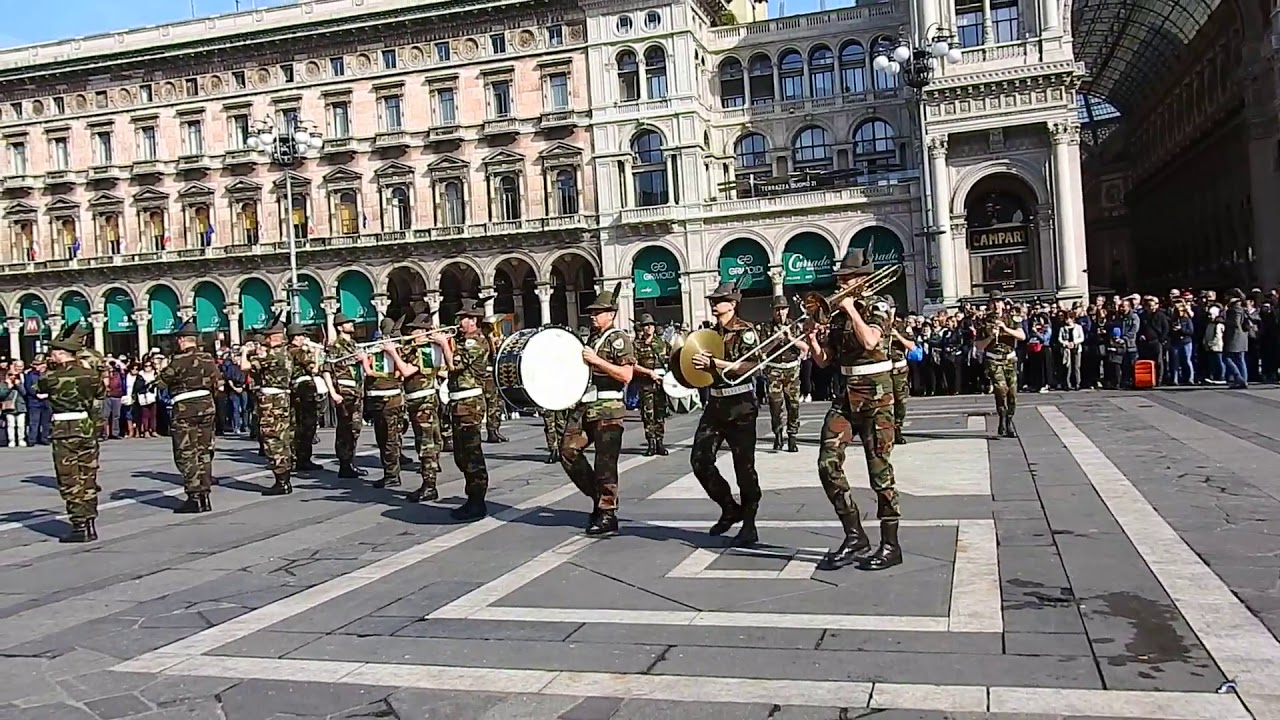 Carosello in Piazza Duomo a Milano - 31 Marzo 2019