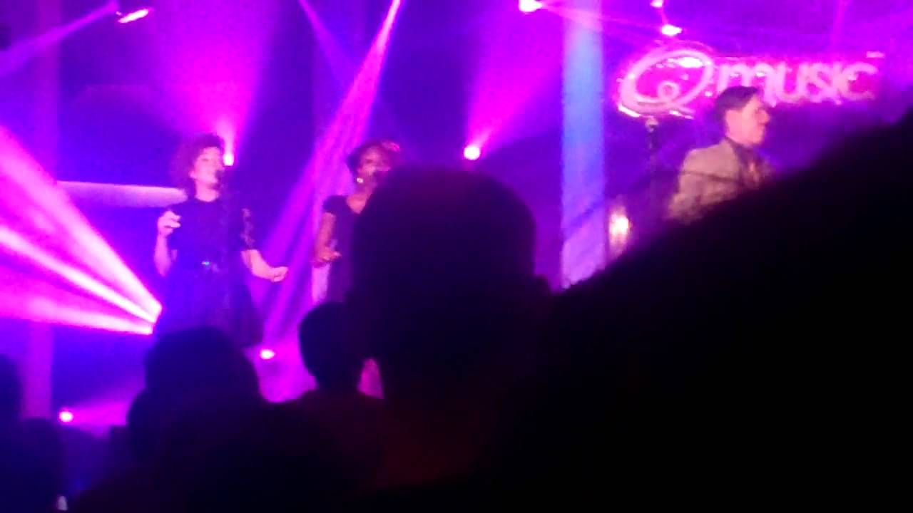 Sam Sparro - Gypsy Woman (she's homeless) (live @ Carré Q live week)