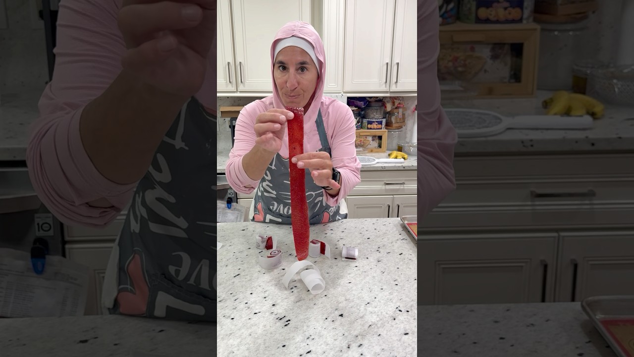 Strawberry homemade fruit roll recipe #fyp #fypシ #recipe #easyrecipe #strawberry #food #fruit #snack