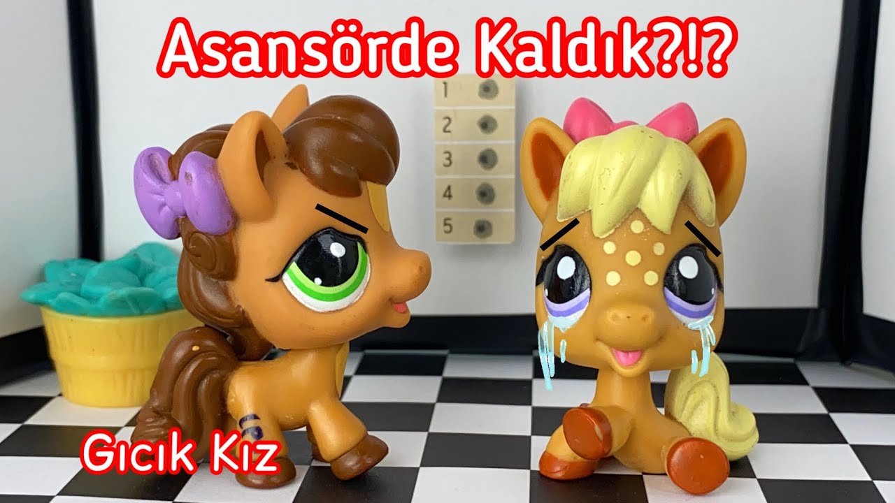 Minişler: Düşmanımla Asansörde Kaldım!