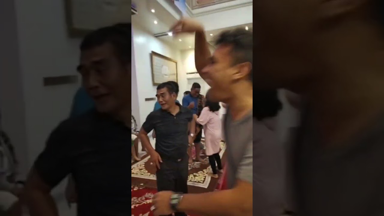 Acara Lelang Bona Taon Raja Sianipar Sektor Opat