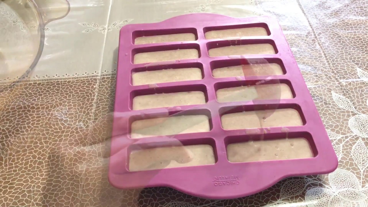 Chikoo (Sapota) Ice Cream (Kulfi) / Chiku ice cream