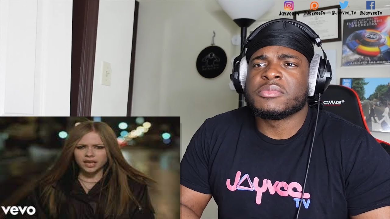 FIRST TIME HEARING Avril Lavigne - I'm With You (Video) REACTION