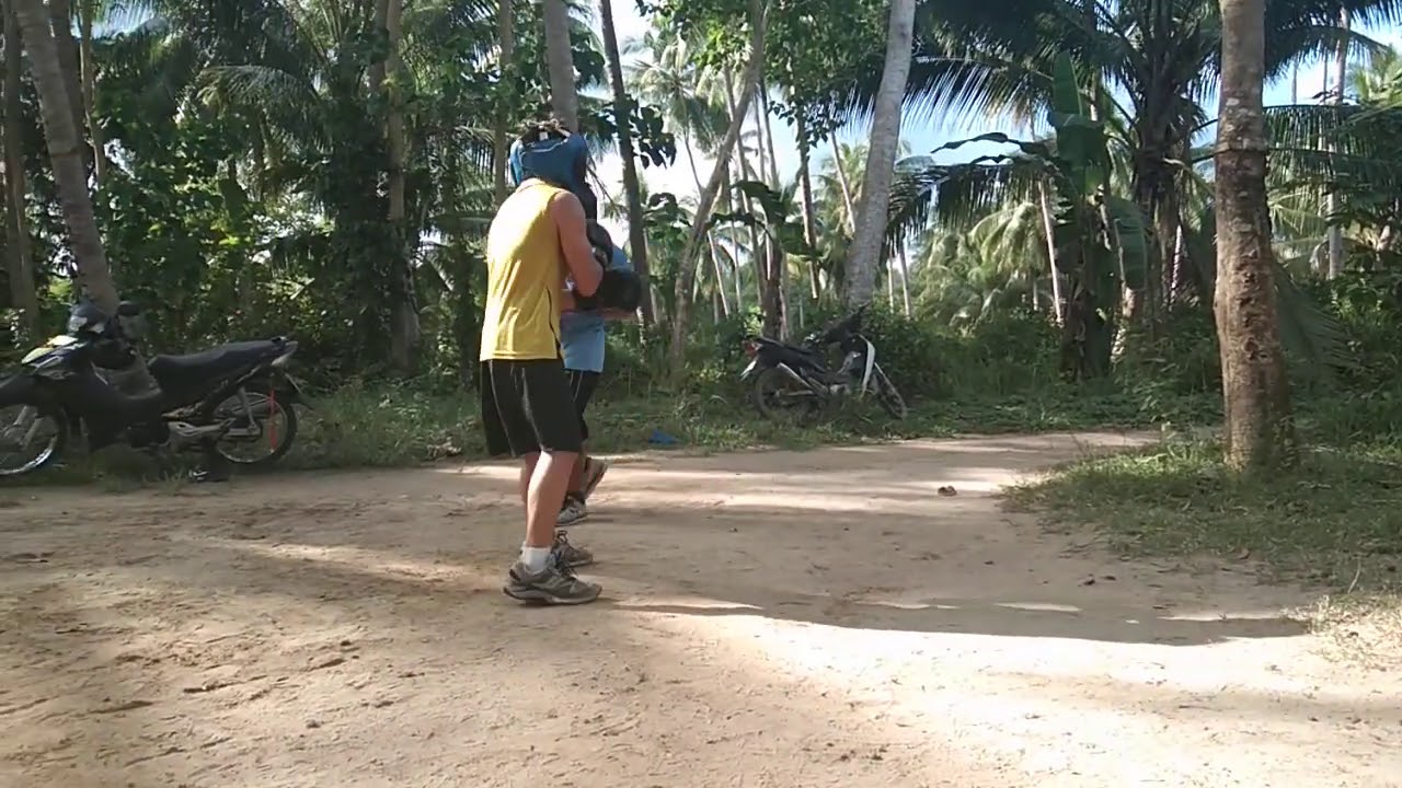 Carlo Magali vs. Richard Rosales sparring