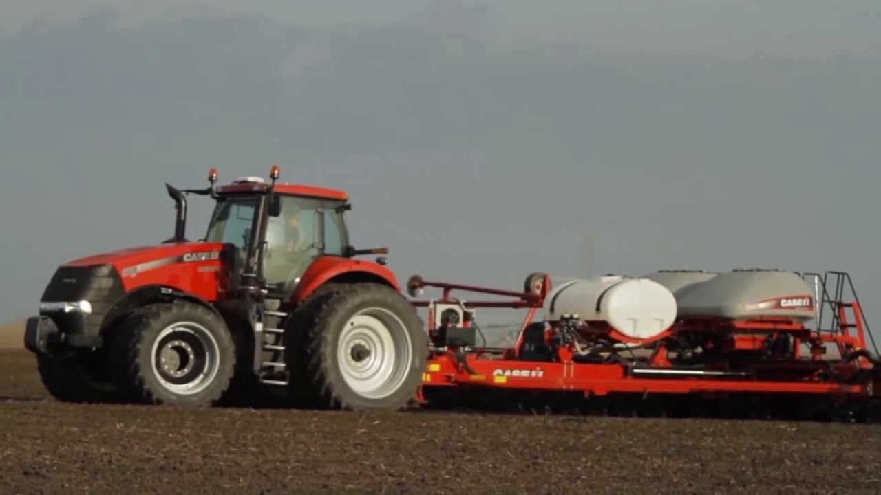 Case IH Magnum Tractors with CVT Transmission