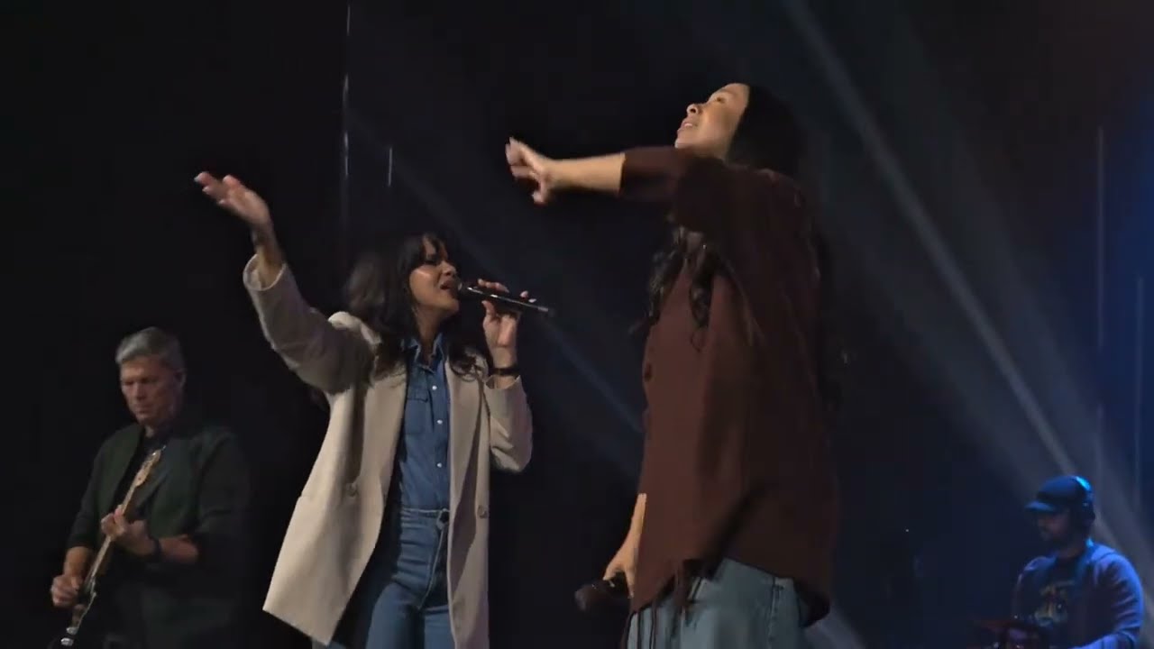 Jesus be the Name Elevation Worship 