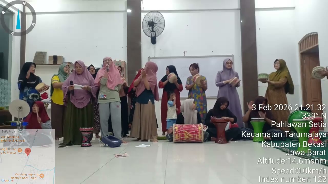 Latihan ibu ibu jamaah musholla aljannah