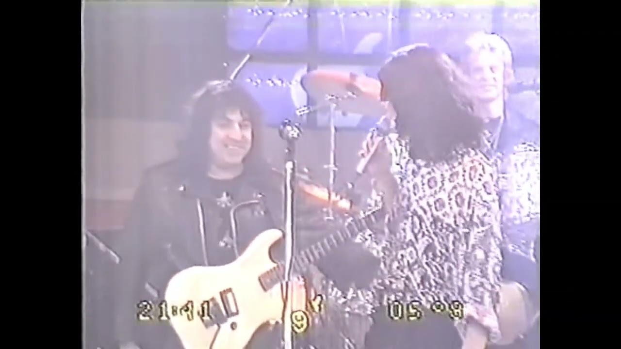 Riff - Sube a mi Voiture / El forastero (Hacelo por mí - Canal 9 - 1992)