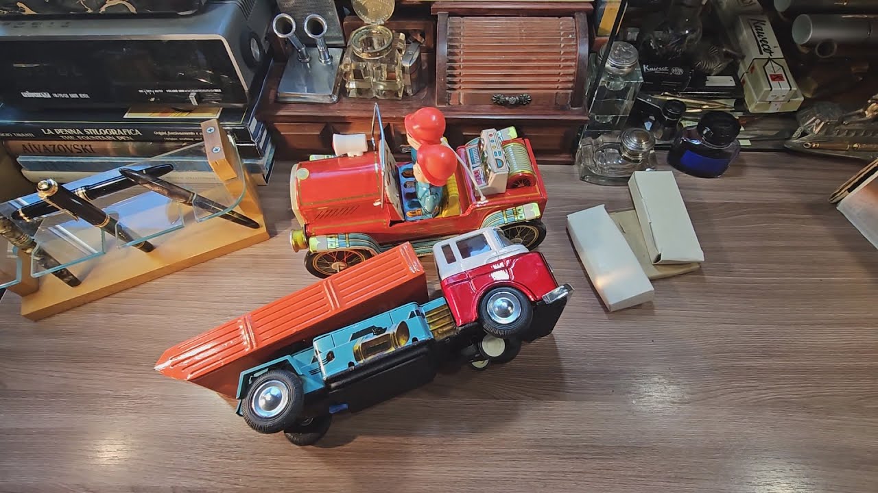 UNBOXING Chinese Tin Toys from the 1980s