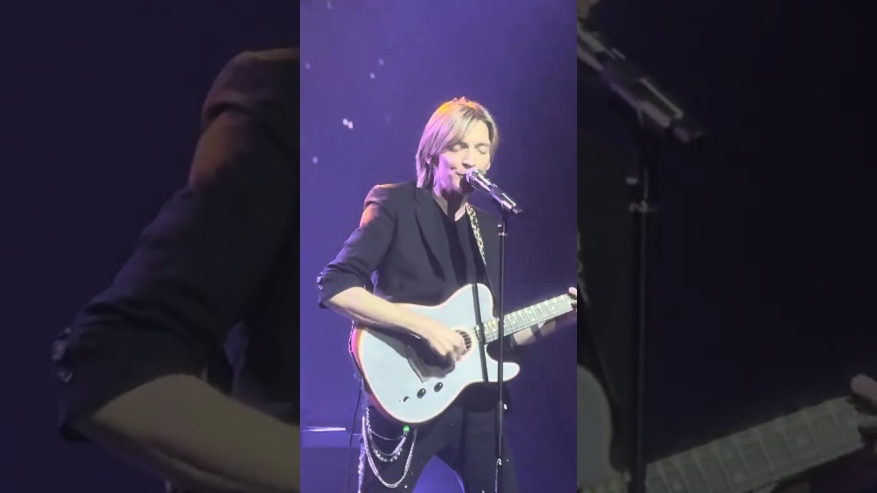 Stigmatized by Alex Band (The Calling) live in Cebu © 2026 Cecil