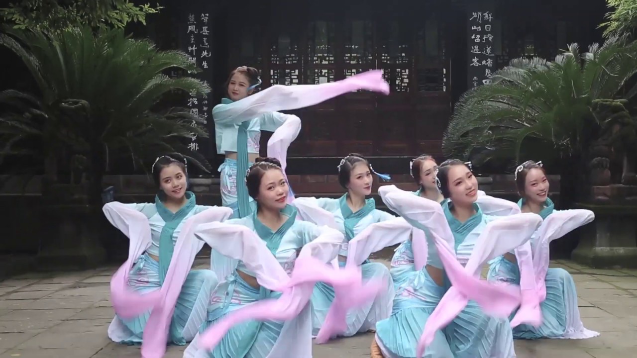 小姐姐们婀娜的《采薇舞》Graceful Chinese classical dance