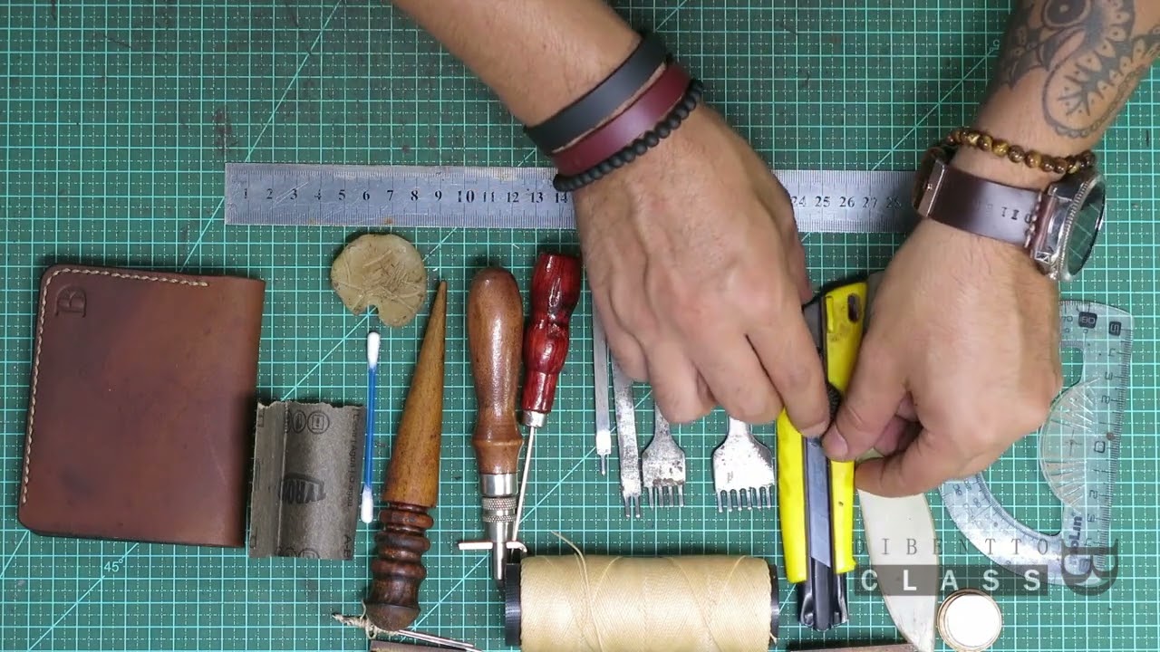Ferramentas b&aacute;sicas para trabalhar com couro - Curso DiBentto Class