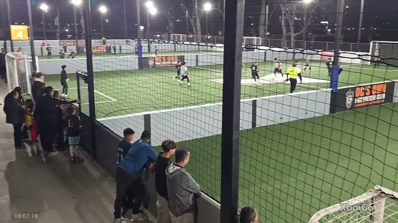 INDOOR SOCCER GAME 