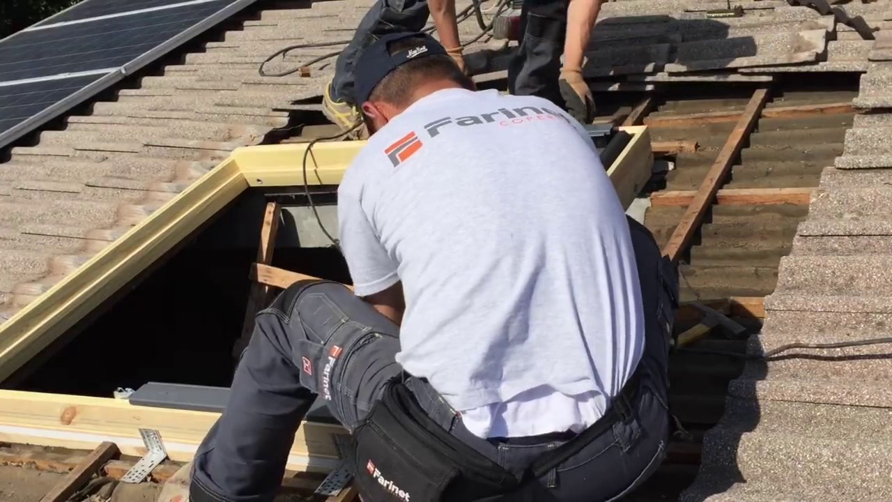 Installazione professionale di un lucernario Velux