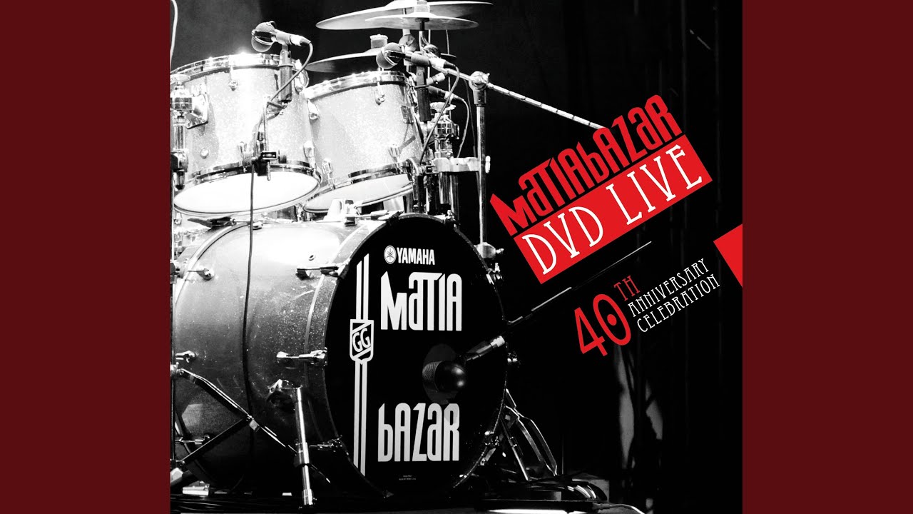 C'è Tutto Un Mondo Intorno (Live)
