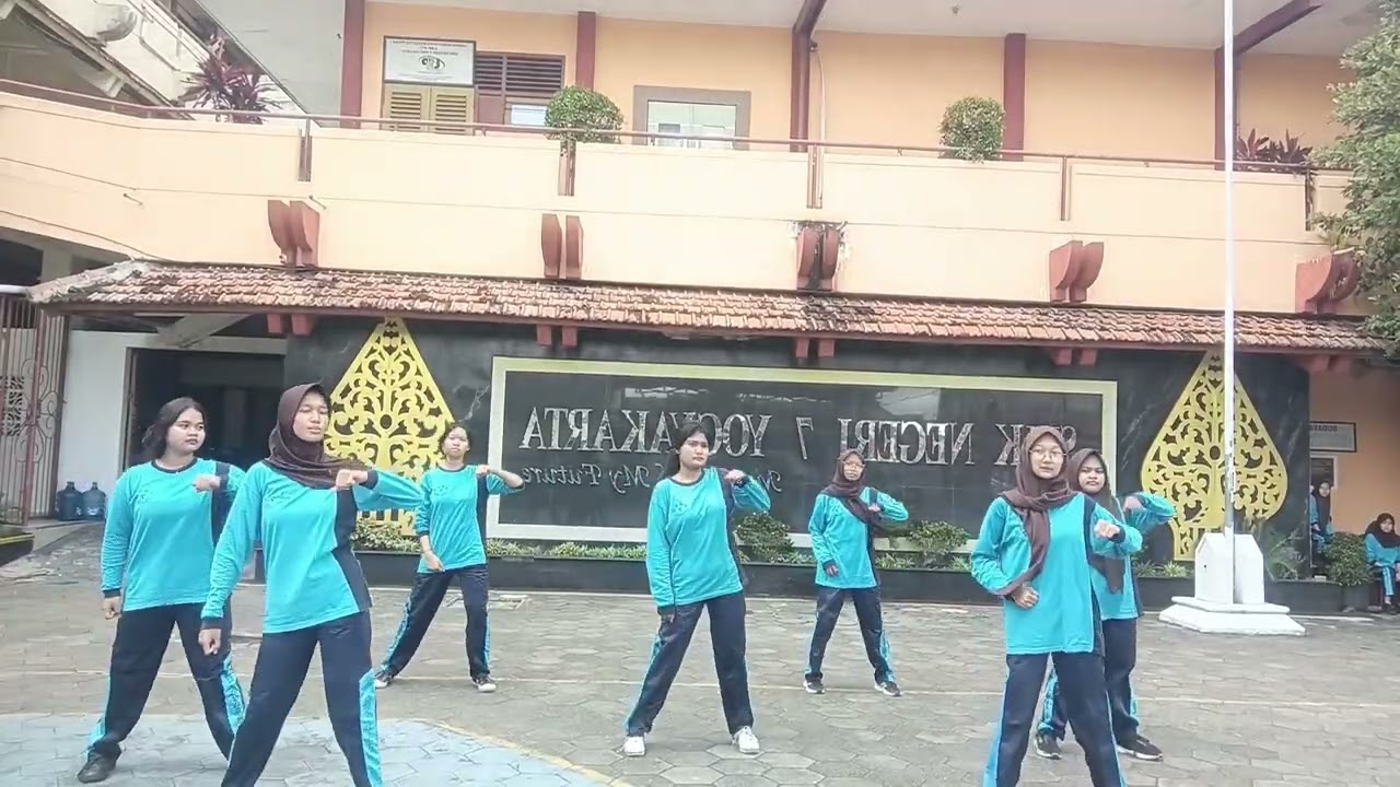 SENAM KREASI MIX - TUGAS PENJAS