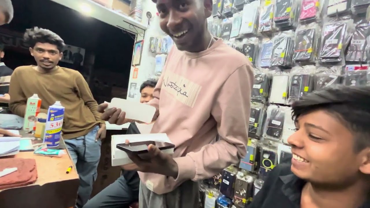 Finally sahil IPhone le liya #viralvideo |Finally Sahil get ai phone 
