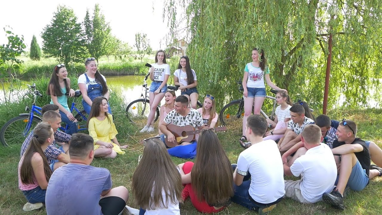 Випускники 2019. с. Великі Дідушичі