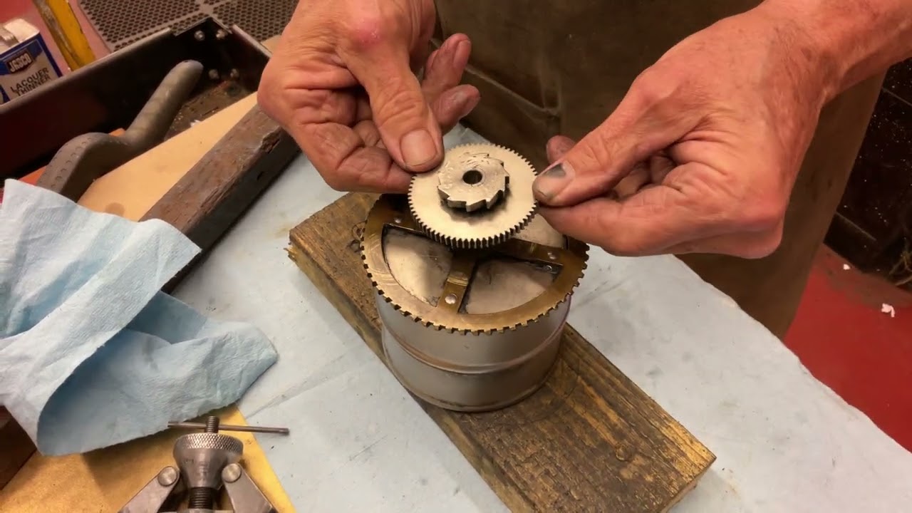 1354.  Disassembling the Victor III motor and finding a badly repaired mainspring