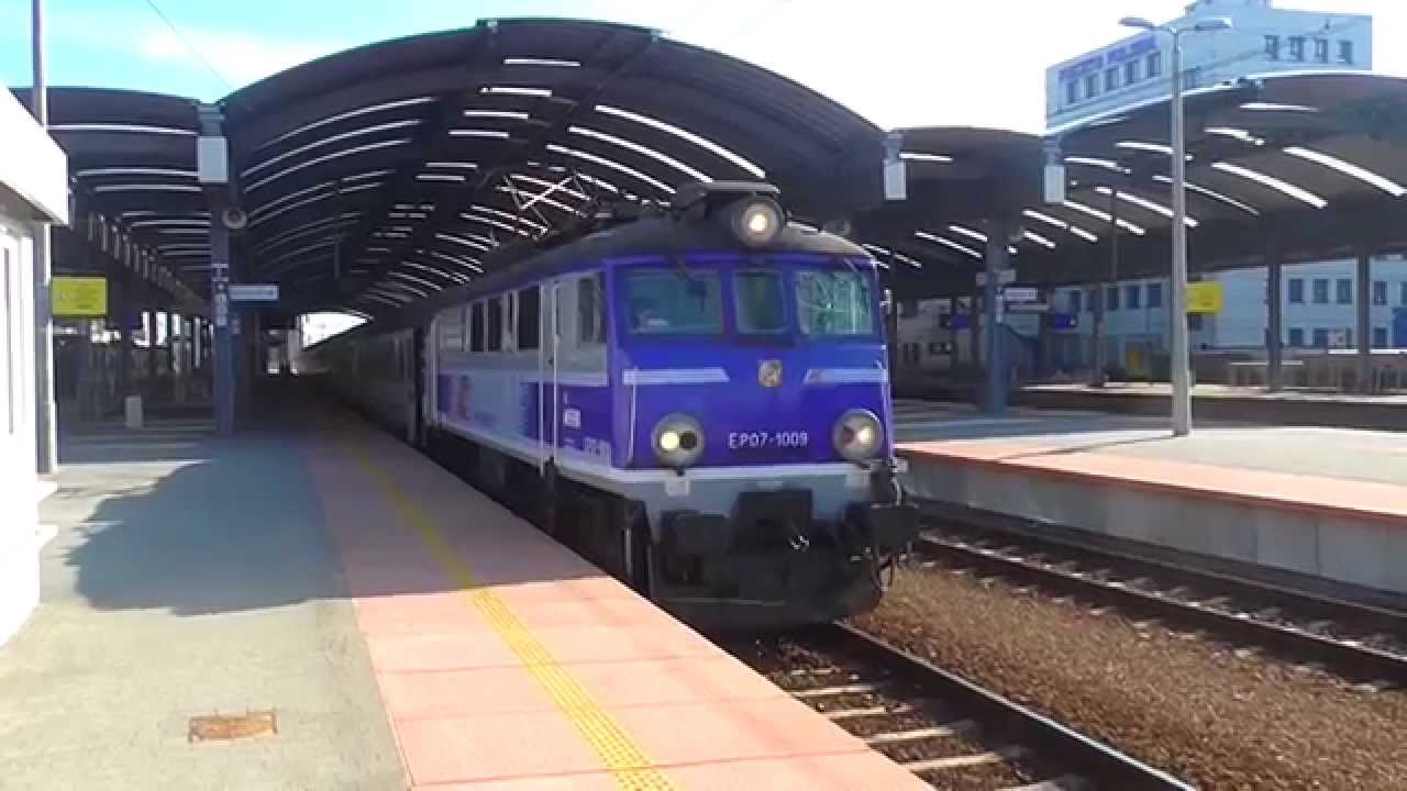 Stacja: KATOWICE - Odjazd EP07-1009 z TLK 