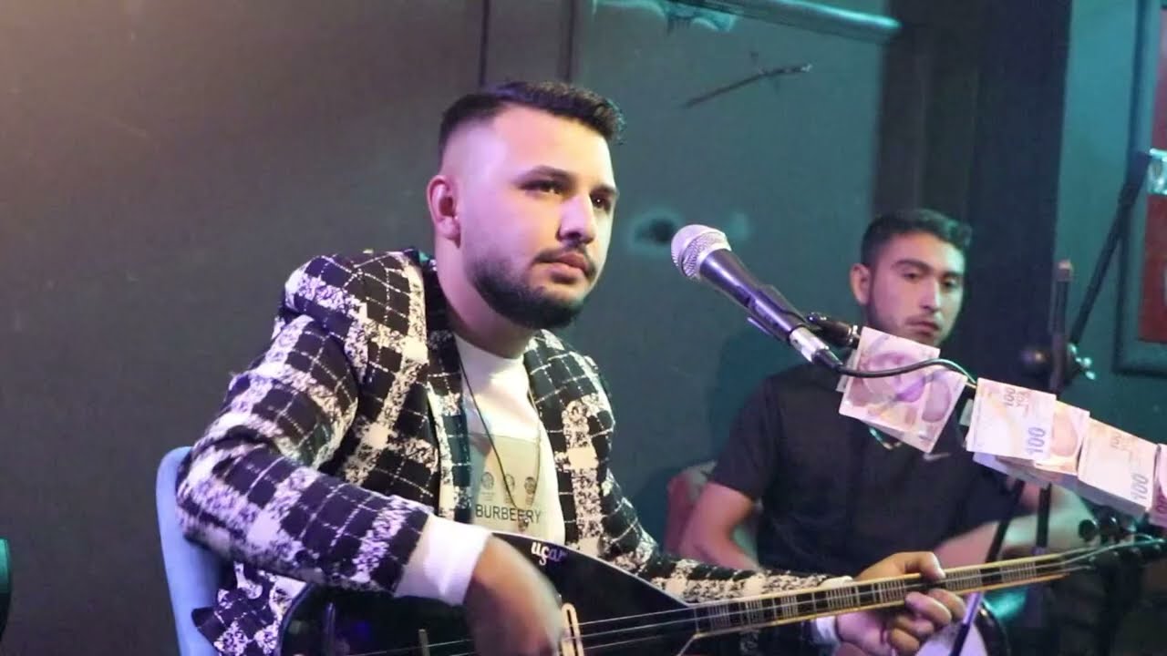 Muzaffer uçar ben gurbeti sevemedim gardaşım