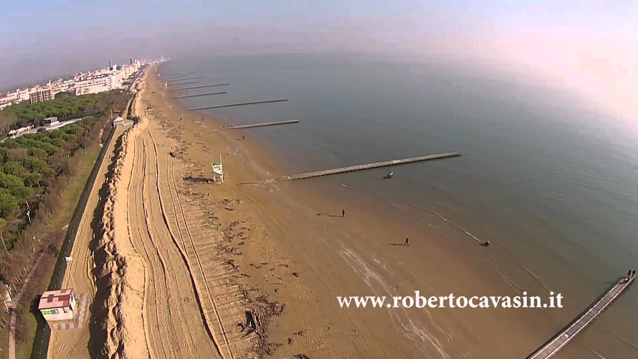 MAI visto così! Jesolo Spiaggia vista dall'alto FULLHD