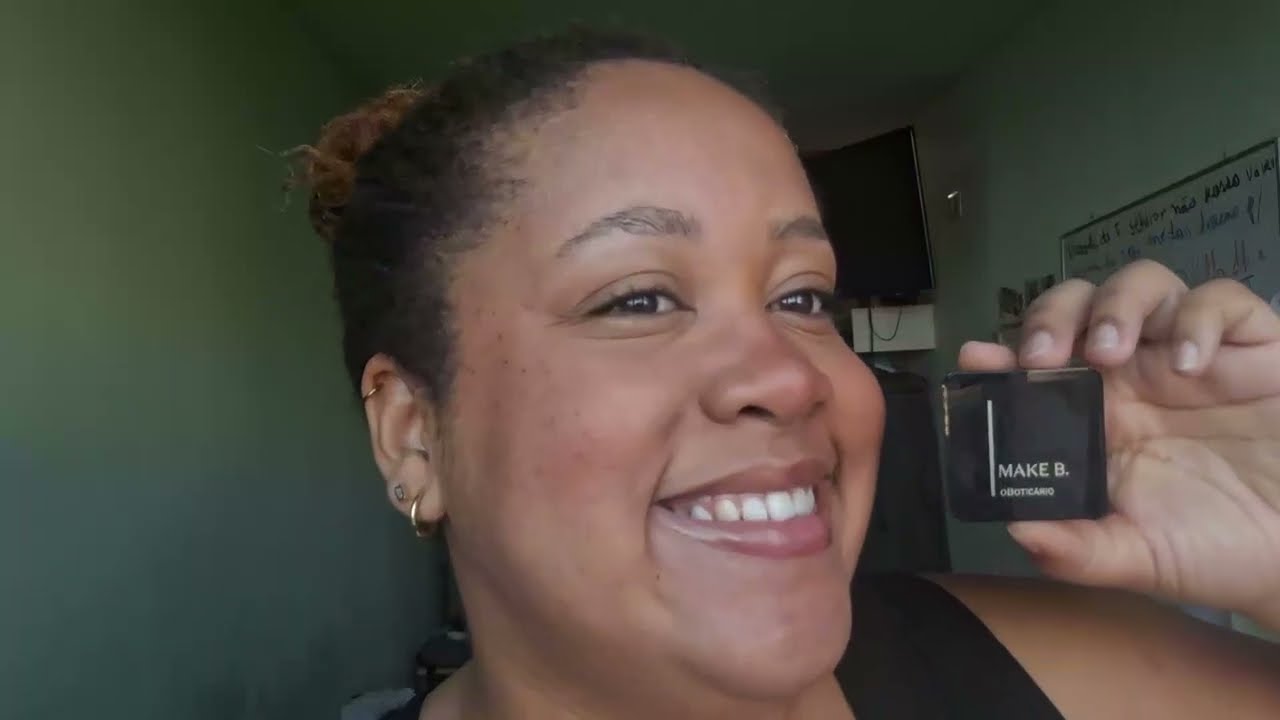 Novo BRINDE GRÁTIS de O Boticário: Mini Blush em Pó Mate Berry da linha Make B.