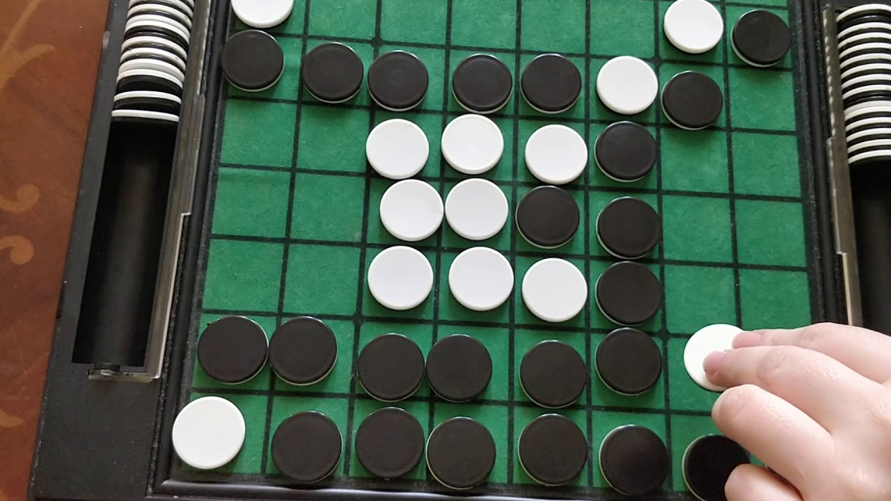 Othello - board game ASMR