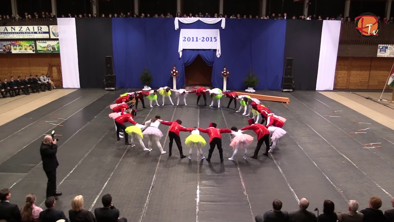 TEKÓ SZALAGAVATÓ 2014 - 12B