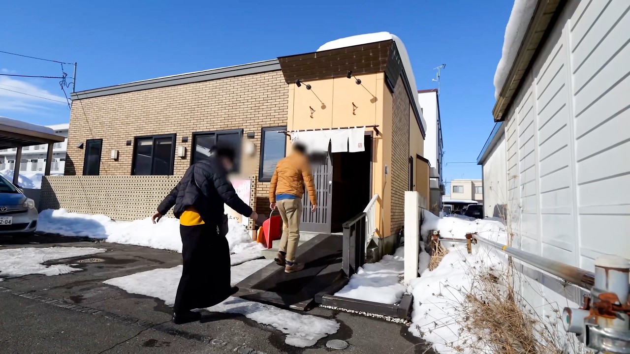 Insane Crunch! Deep Fried Tempura & Handmade Udon in Snowy Hokkaido.
