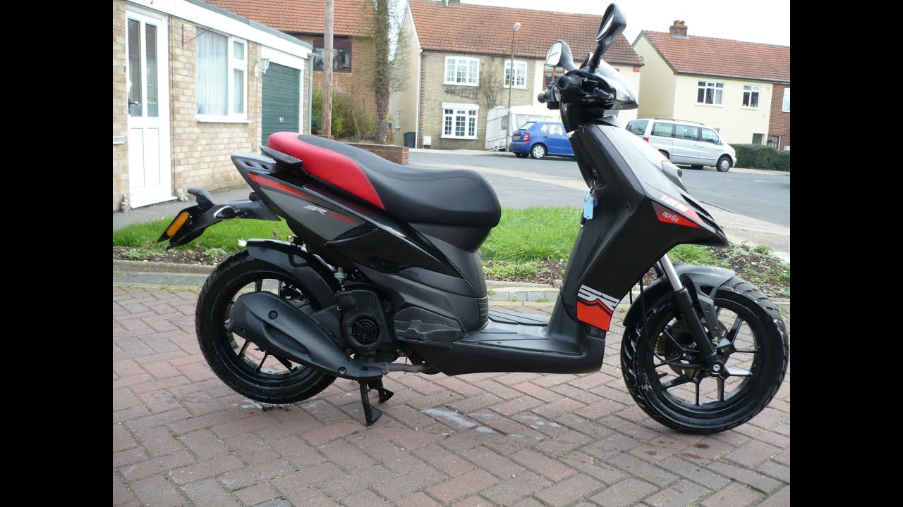 APRILIA SR 125 MOTARD REVIEW MARK SAVAGE