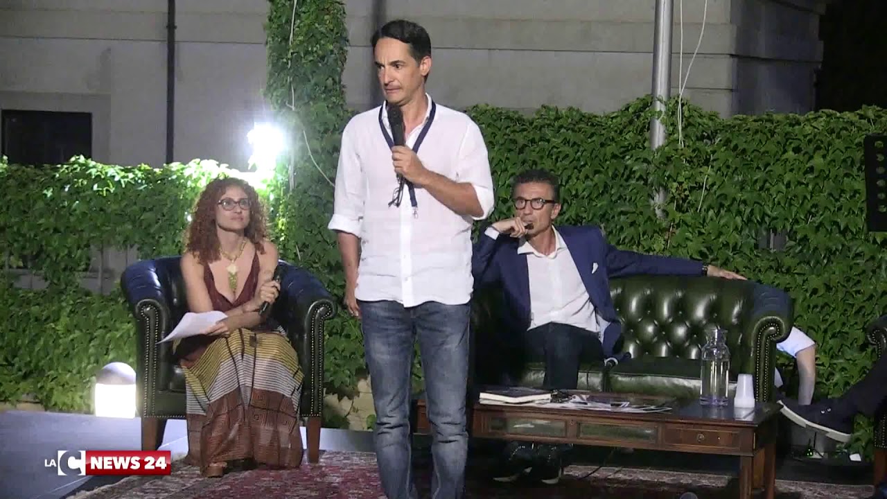 Peppino Mazzotta interpreta Giuseppe Zangara