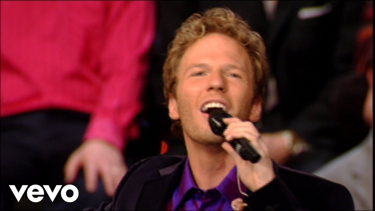 Bill & Gloria Gaither - Jesus Loves Me [Live] ft. Gaither Vocal Band