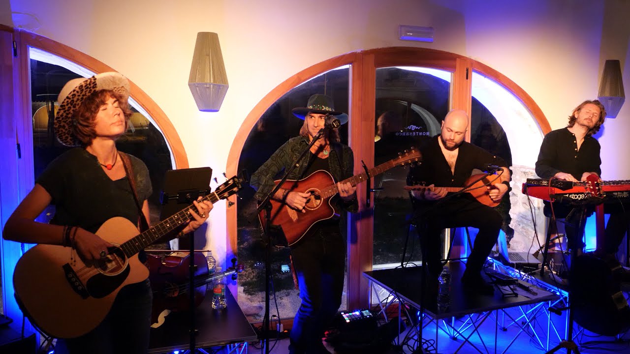 Jai & Anja with Sebastián Legovich (saz) and Jack Duignan (piano) - After the Winter, live in Spain