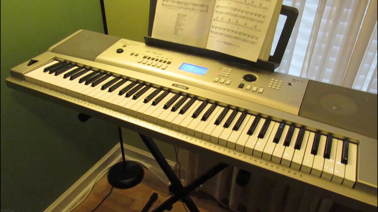 Yamaha YPG-235 Recording Layers Demo - Playing Keyboard