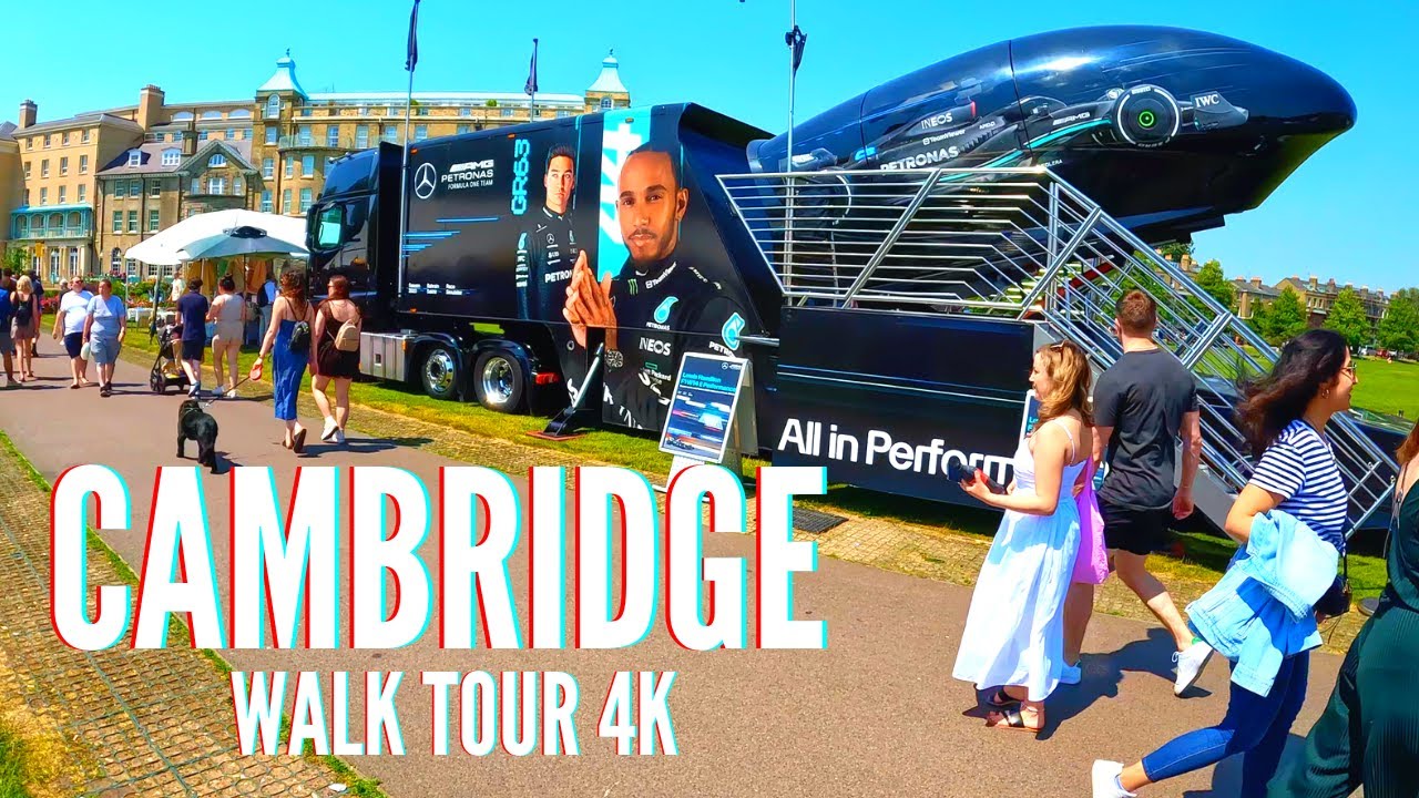 Walk 4k Tour 🇬🇧 Central Cambridge - Parker's Piece on Children's World fun Park
