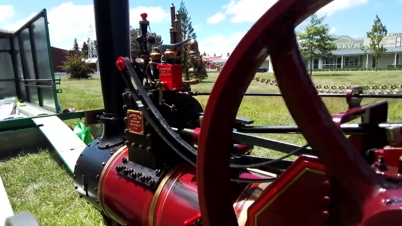 4 Inch Scale Burrell Traction Engine Ticking Over